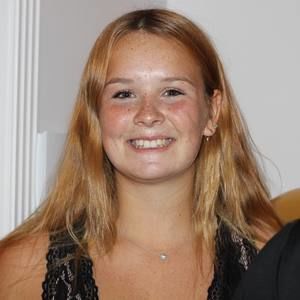 Meet your Posher, Loriane